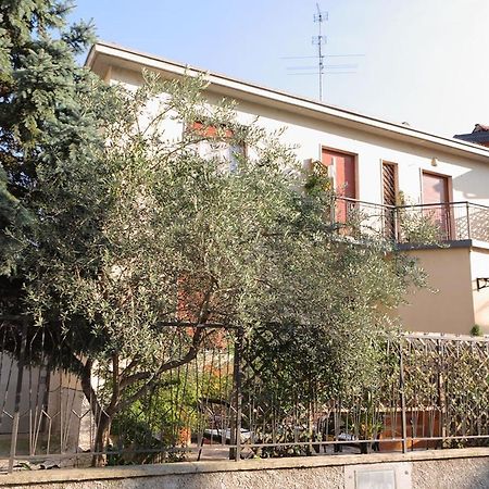 B&B Pontevecchio Брембате Экстерьер фото